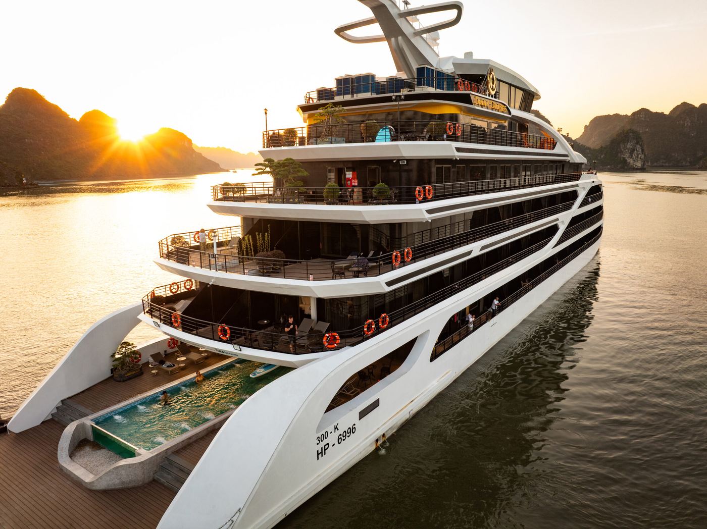 Diana Cruises Halong Bay – Luxury by Venus Group, תמונה 6