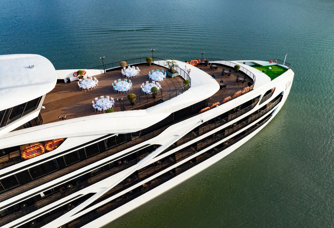 Diana Cruises Halong Bay – Luxury by Venus Group, תמונה 7