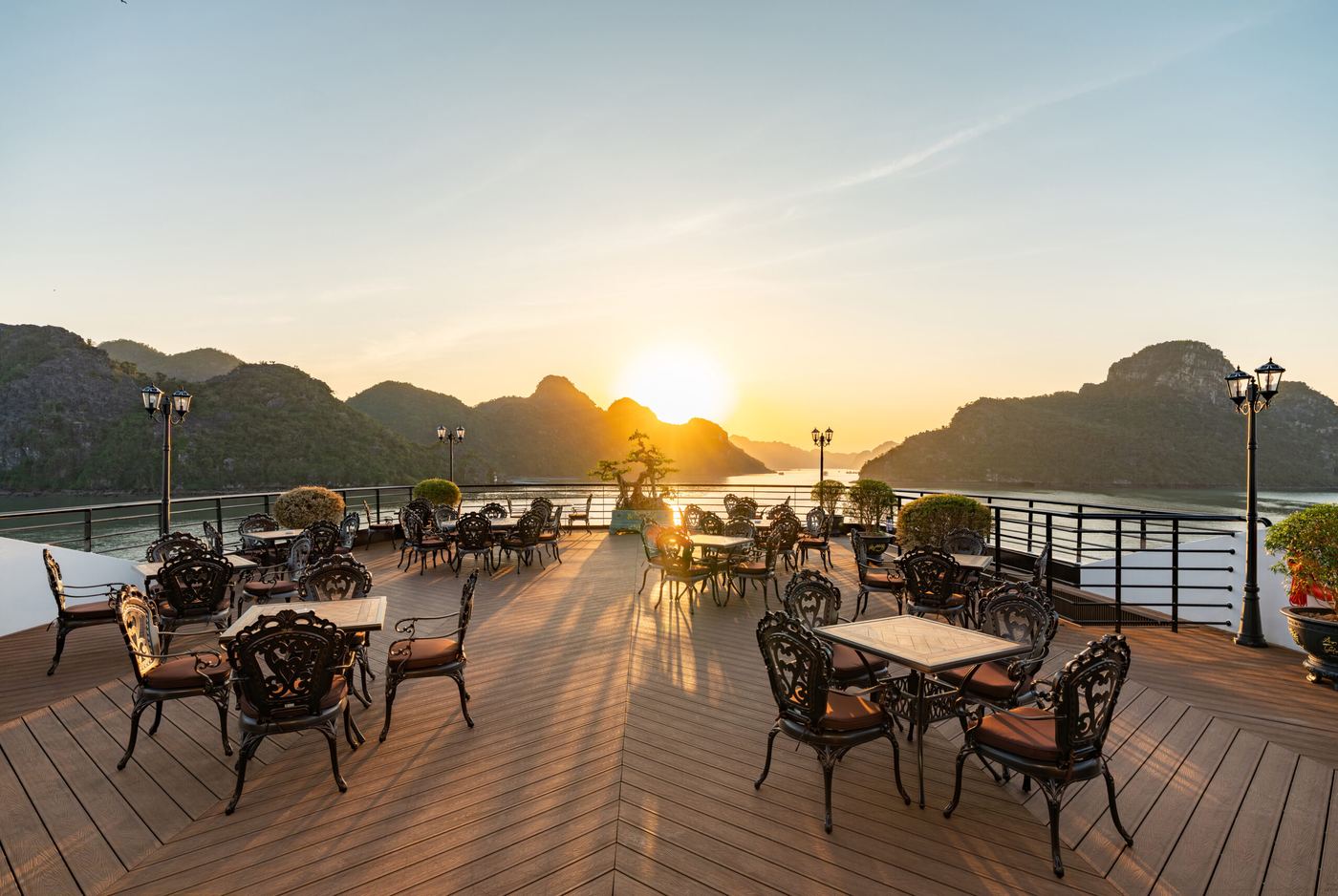 Diana Cruises Halong Bay – Luxury by Venus Group, תמונה 8