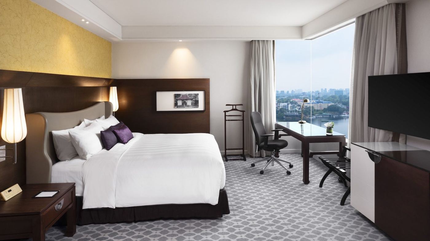 Pacific Club Lake View Room (35 m²)