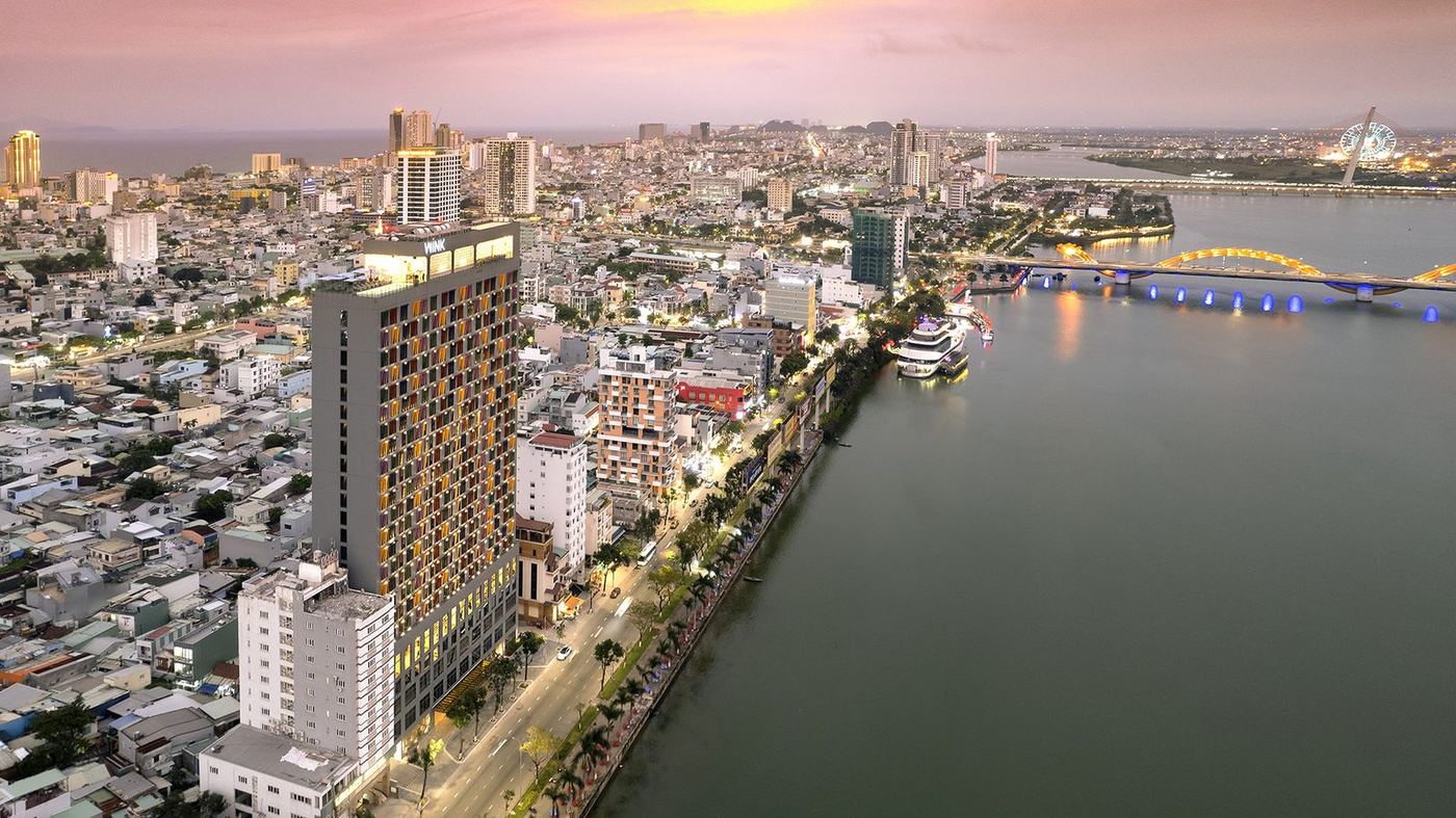 Wink Icon Hotel Danang Riverside